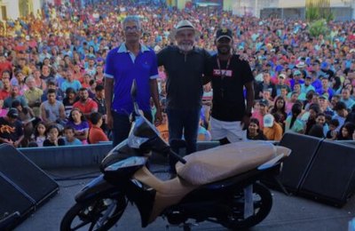 Bingo em homenagem aos pais reúne milhares em São Sebastião e distribui mais de R$ 50 mil em prêmios