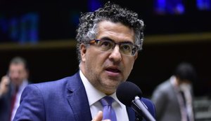 Alencar Santana preside a Comissão Especial da PEC 6x1 na Câmara Federal