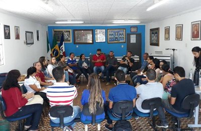 Membros da Educação se reúnem para ajustar programação da III Conferência Municipal em Olho D'Água Grande