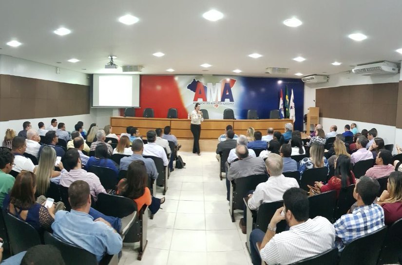 Curso de Controladoria promovido pela AMA fortalece gestões municipais