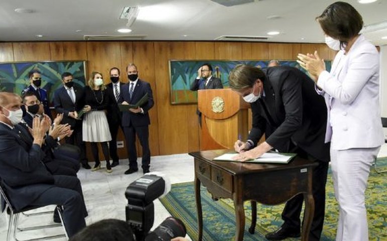 Sancionada lei que define visão monocular como deficiência