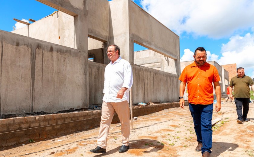 Prefeitura de Arapiraca avança na construção de creches