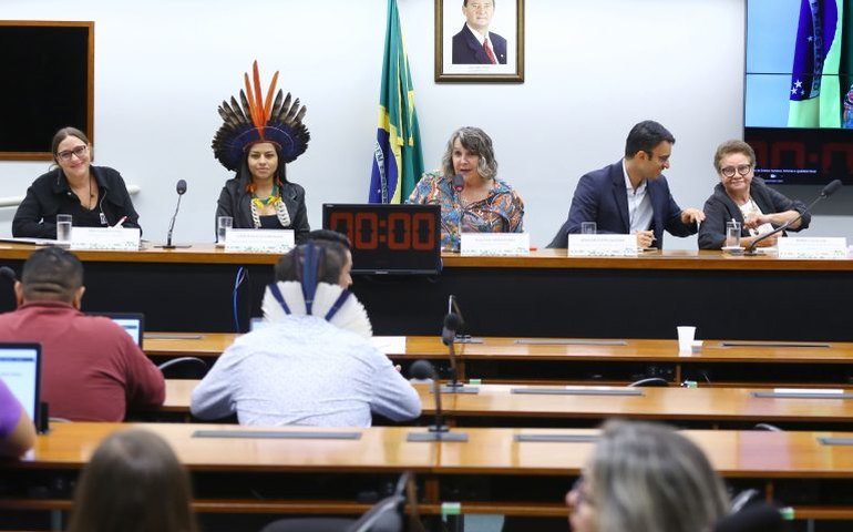 Mulheres indígenas denunciam preconceito, sequestro e violência sexual contra crianças e adolescentes