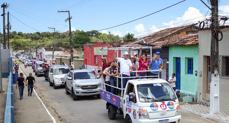 Mobilização em Atalaia reúne prefeito, vereadores e lideranças locais em apoio a Ceci, Renan Filho e Renan Calheiros