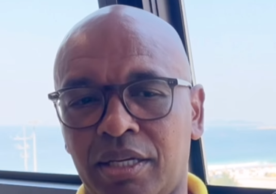 Messi ou Cristiano? Brasileiro naturalizado espanhol, Marcos Senna revela preferência