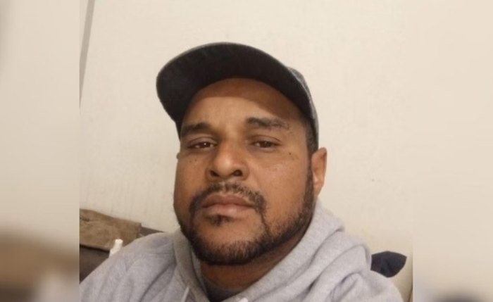 O operário Vinícius Baptista Crespo