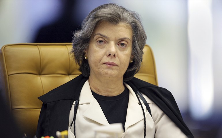Cármen Lúcia pede relatório sobre condições de presídio de Goiás após rebelião