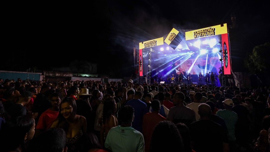 Heitor Costa, Walkyria Santos e Jonas Esticado: Forrozão N’Atalaia começa nesta quinta