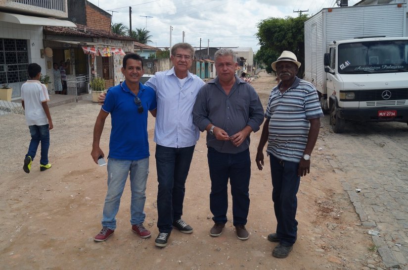 Prefeitura de Maceió realiza obra de pavimentação no Tabuleiro Novo