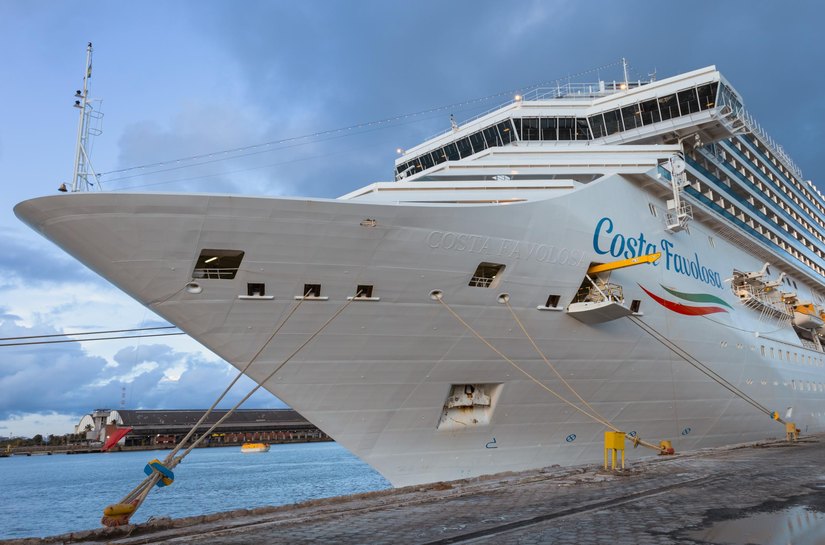 Primeiro navio da temporada 25/26 de cruzeiros chega a Alagoas
