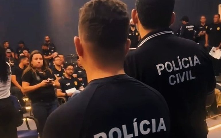 Operação prende 34 pessoas e cumpre 29 mandados de busca e apreensão em Maceió e no interior