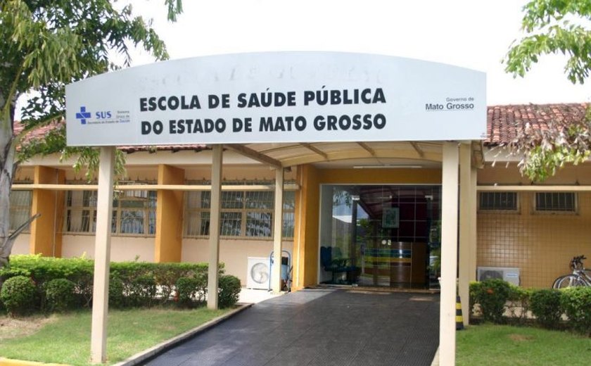 Comissão debate o fortalecimento de escolas estaduais de saúde pública