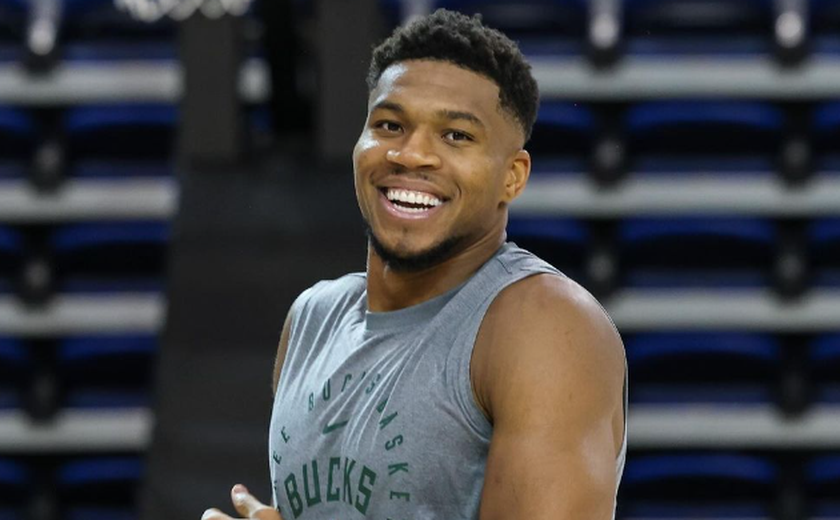 Giannis Antetokounmpo faz post com música de Gusttavo Lima, é tietado pelo sertanejo e brasileiros reagem: ‘Aleatório’