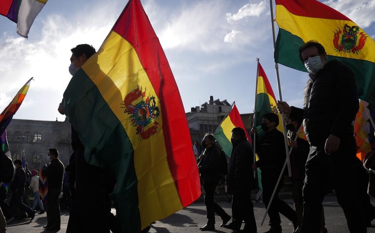 Eleições na Bolívia: explosão é registrada próxima de local de votação de candidato à Presidência