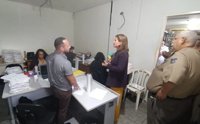 'Odor insuportável e prontuários em papel': MPAL denuncia precariedade no atendimento médico da PM em Maceió
