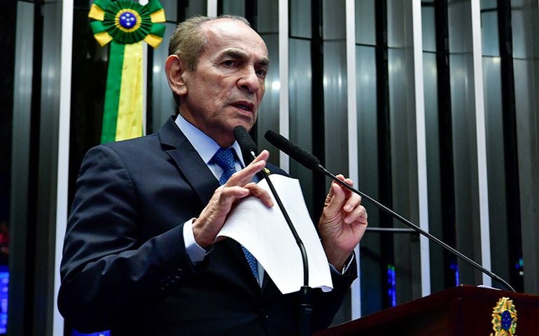 Relator do fim da reeleição vai propor mandatos de cinco anos e quer consultar colegas para definir transição