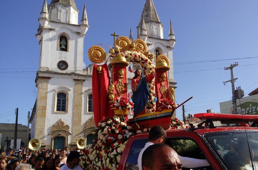 Fé e tradição: beiradeiros reverenciam o Glorioso Bom Jesus dos Navegantes