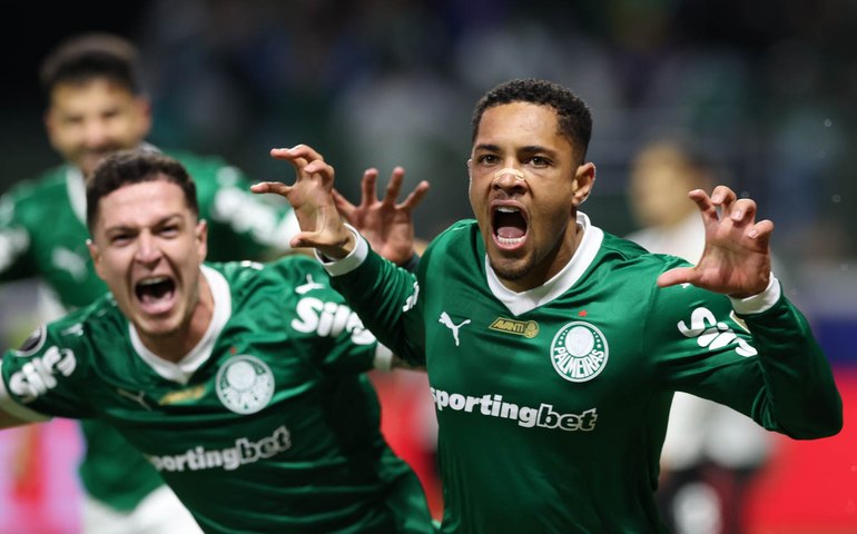 Palmeiras bate o River de virada em jogo tenso e vai às semifinais da Libertadores