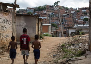 Redução da Maioridade Penal: Estamos Combatendo a Causa ou Apenas o Sintoma?