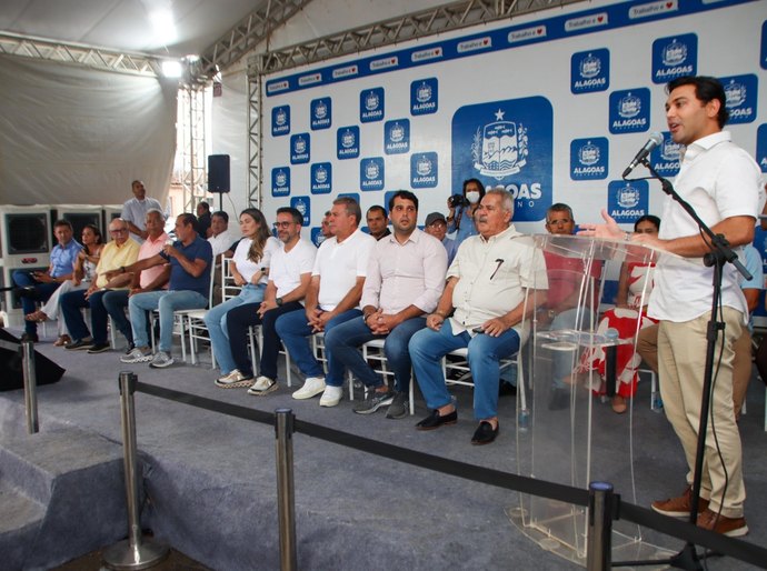 Rodrigo Valença pede reabertura da Usina Laginha em ato com a presença do governador Paulo Dantas