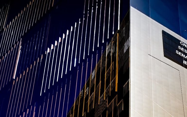 49% das indústrias no Brasil têm área ou profissional para ações de governança, diz CNI