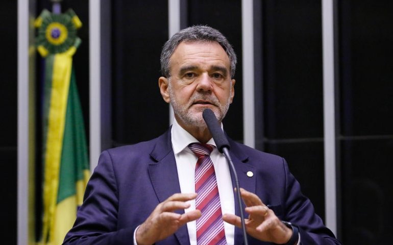 Comissão aprova programa de inserção de reservistas no mercado de trabalho