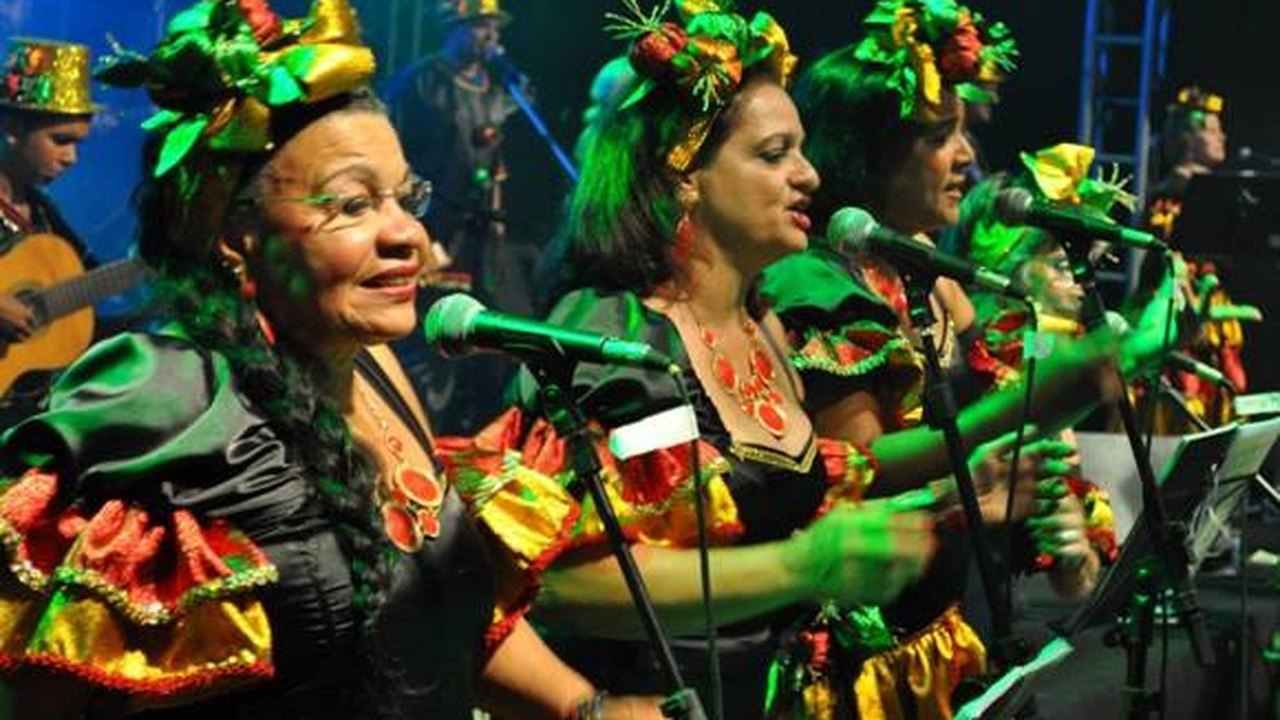 Seresteiros da Pitanguinha invadem o IZP na Folia desta sexta