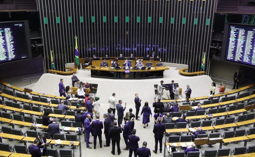 Plenário inicia a Ordem do Dia para analisar propostas; acompanhe