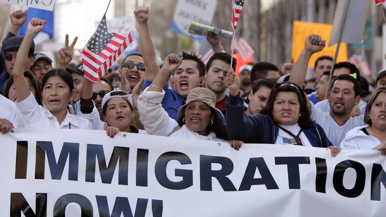 Imigrantes mexicanos nos EUA poderiam gerar mais riqueza do que todo o Brasil, aponta estudo