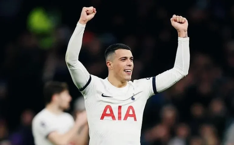 Tottenham apela contra suspensão de 7 jogos para Bentancur por comentário ofensivo