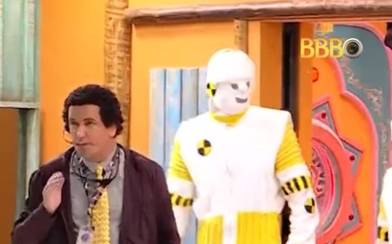 Rafael Portugal brinca com finalistas do 'BBB 25': 'Vinícius nunca falou velha sonsa'