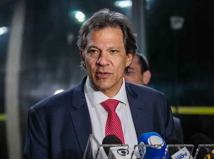 Haddad defende judicialização da derrubada do decreto do IOF