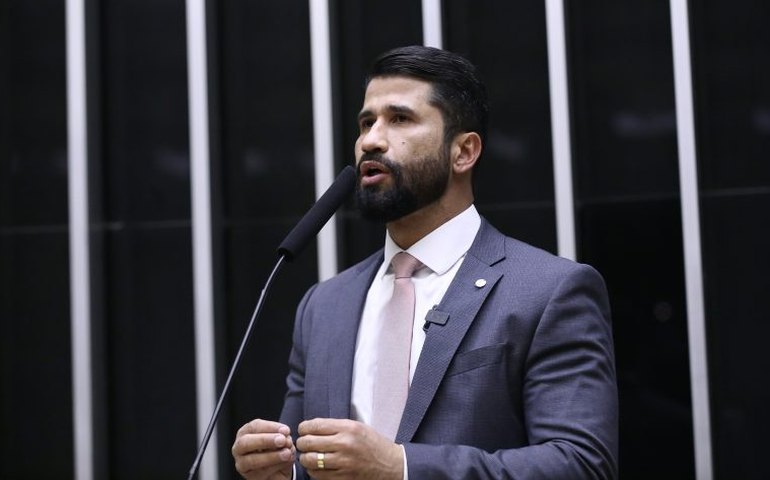 Comissão aprova exigência de modelo padronizado para boletim de ocorrência policial