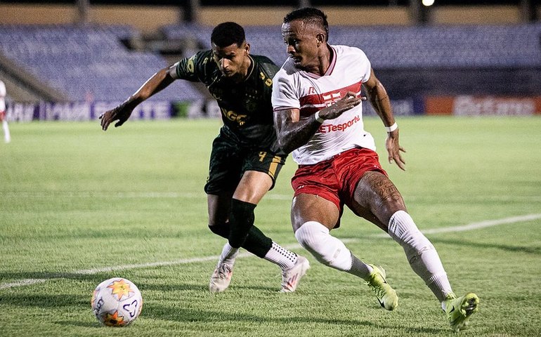 CSA perde invencibilidade e CRB empata fora de casa