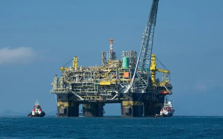 Petrobras afreta navio da OceanPact por 4 anos em contrato de R$ 697 milhões