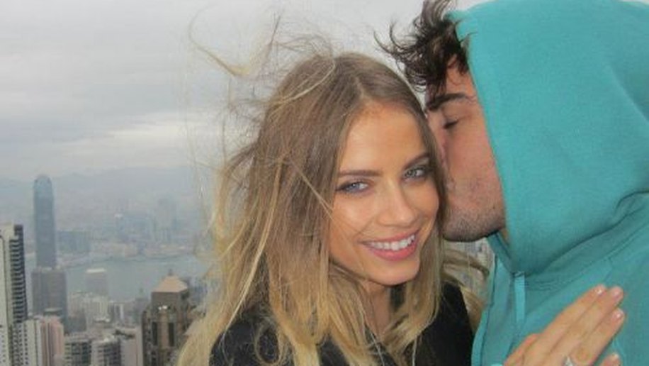 Fernando Alonso nega romance com modelo russa
