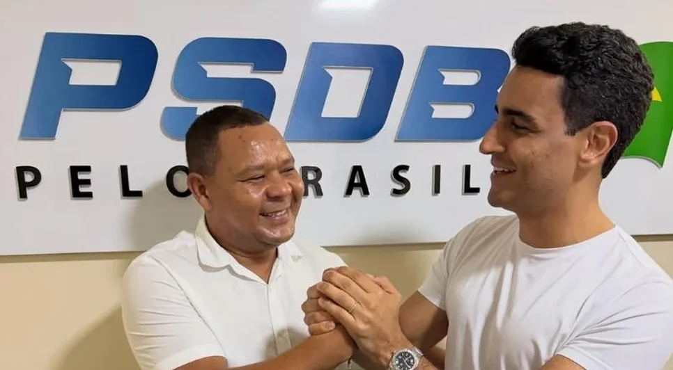 Última publicação de Carlos Aliberto no Instagram foi uma homenagem de aniversário ao pré-candidato JHC. - Foto: Reprodução/Instagram