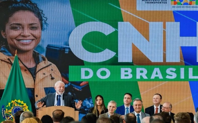 Governo federal lança novo aplicativo, CNH do Brasil, que vai facilitar processo de habilitação