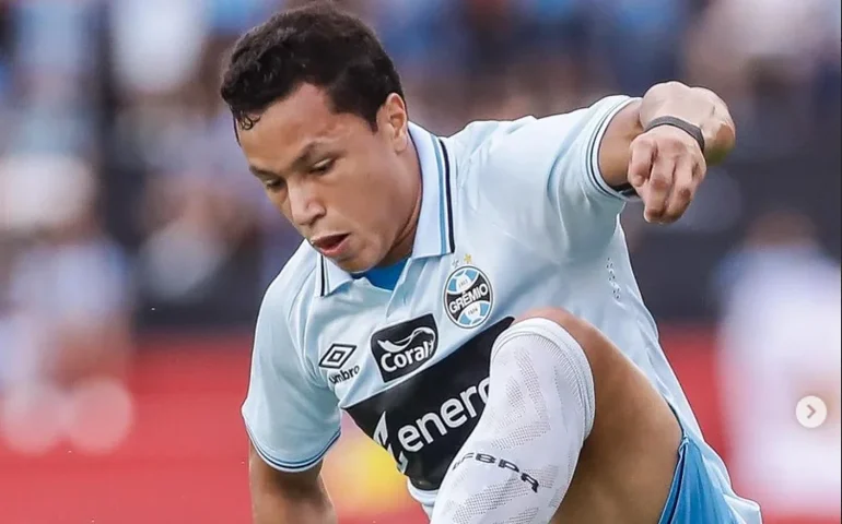 Grêmio goleia Sport e assegura vaga na Sul-Americana na última rodada