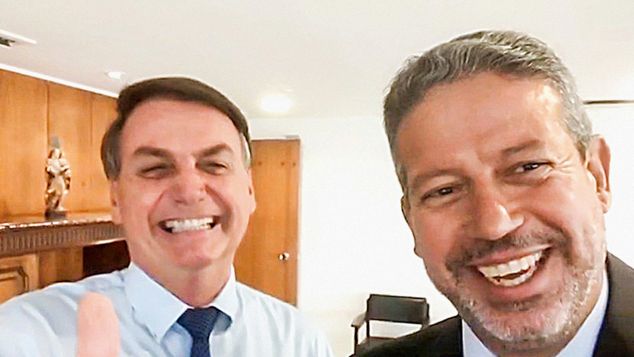 Bolsonaro: falei com presidente da Câmara para abrir CPI da Petrobras na 2ª-feira