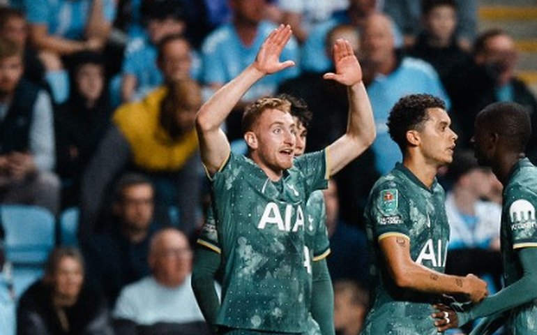 Tottenham sofre, mas bate o Coventry City de virada e vai às oitavas da Copa da Liga Inglesa
