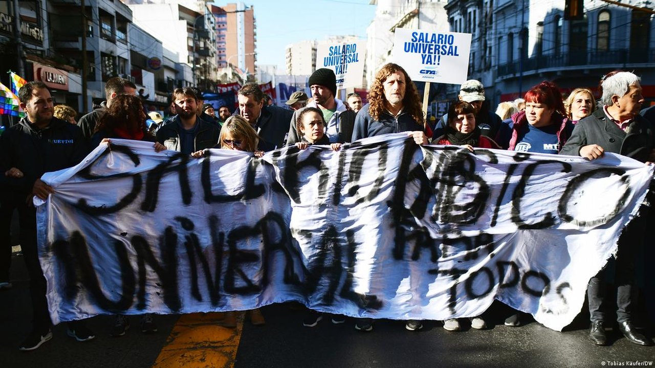 Relatório mostra que 55,5% dos argentinos viviam na pobreza até o fim do primeiro trimestre deste ano