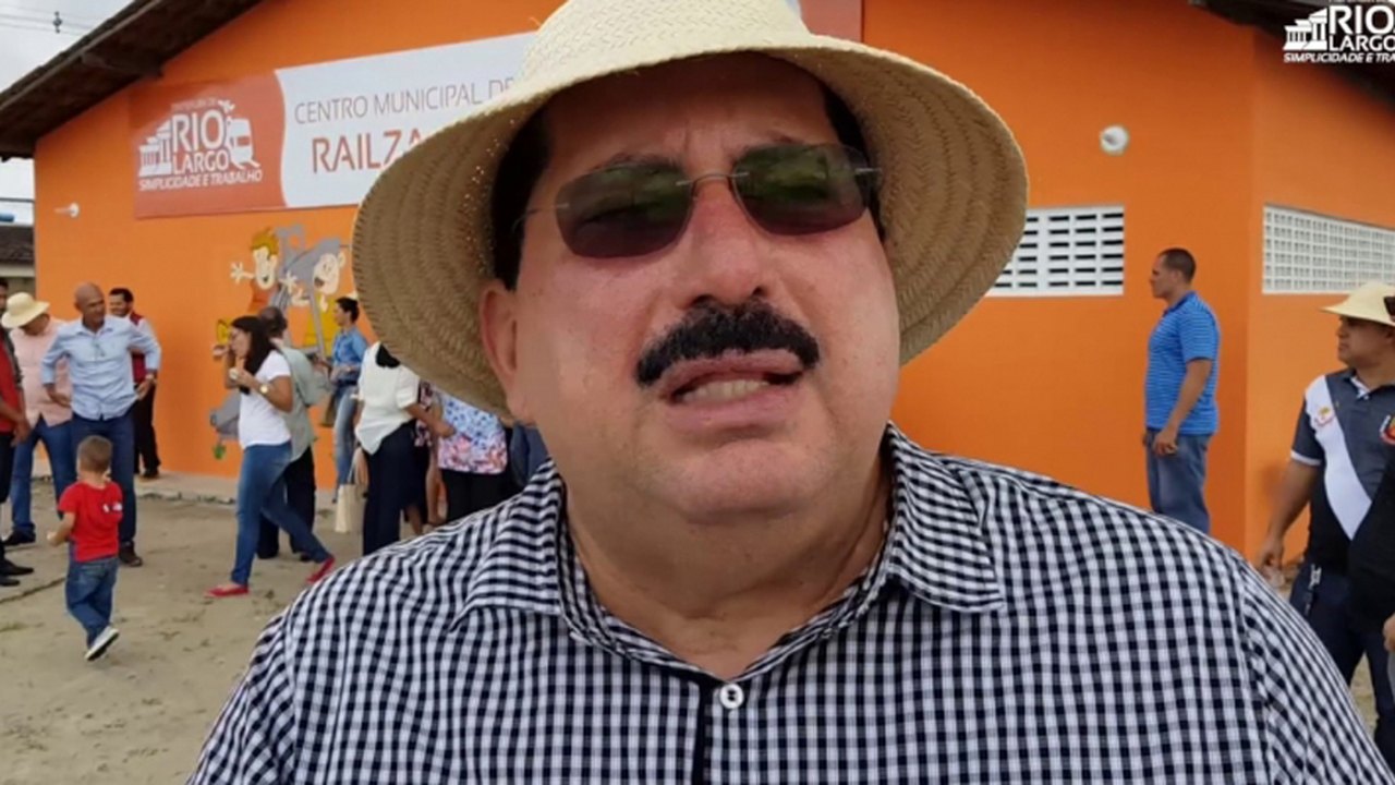 Prefeito de Rio Largo, Gilberto Gonçalves empossa novos secretários municipais