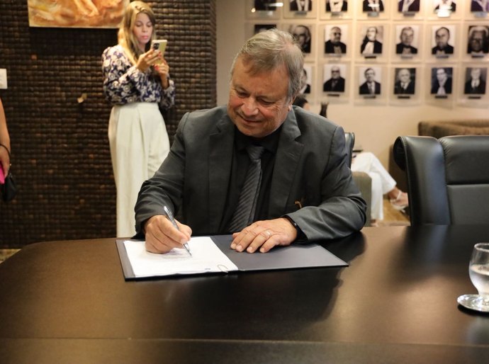 Subprocurador-geral do MPAL participa de assinatura que cria Comitê Interinstitucional de Apoio às Vítimas e Atos Infracionais