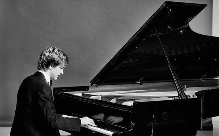 Pianista realiza imersão na obra de Chopin
