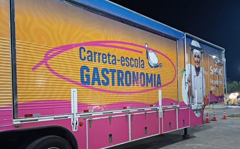  Setur oferece mais de 100 vagas em cursos gratuitos com Carreta-Escola em Coruripe 