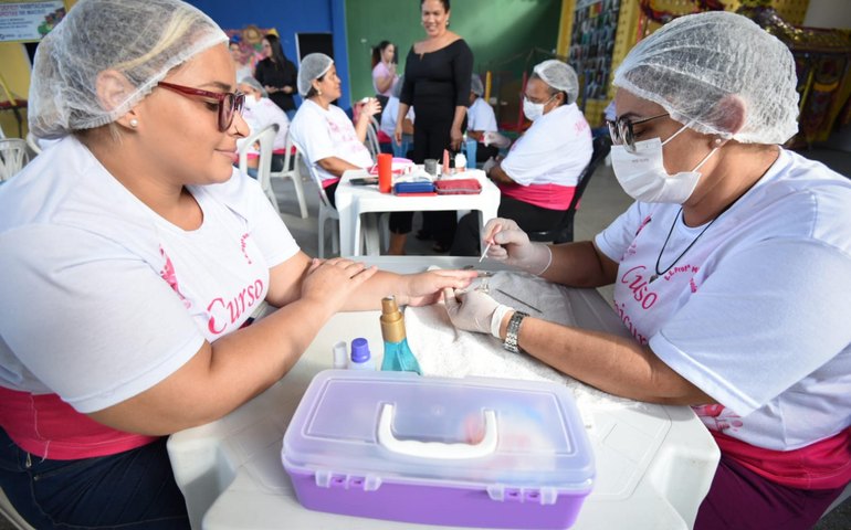 Seduc oferta 415 vagas em cursos gratuitos do Programa Mulheres Mil