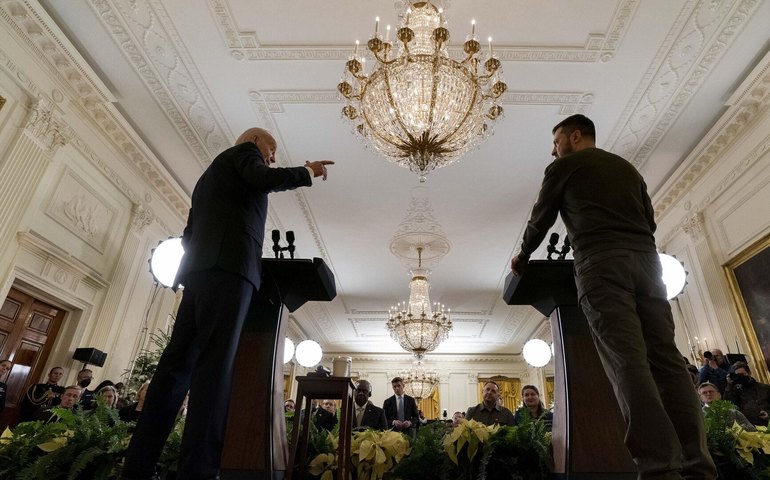 Eurodeputado: garantias de segurança de Biden à Ucrânia 'evaporaram-se' com a chegada de Trump