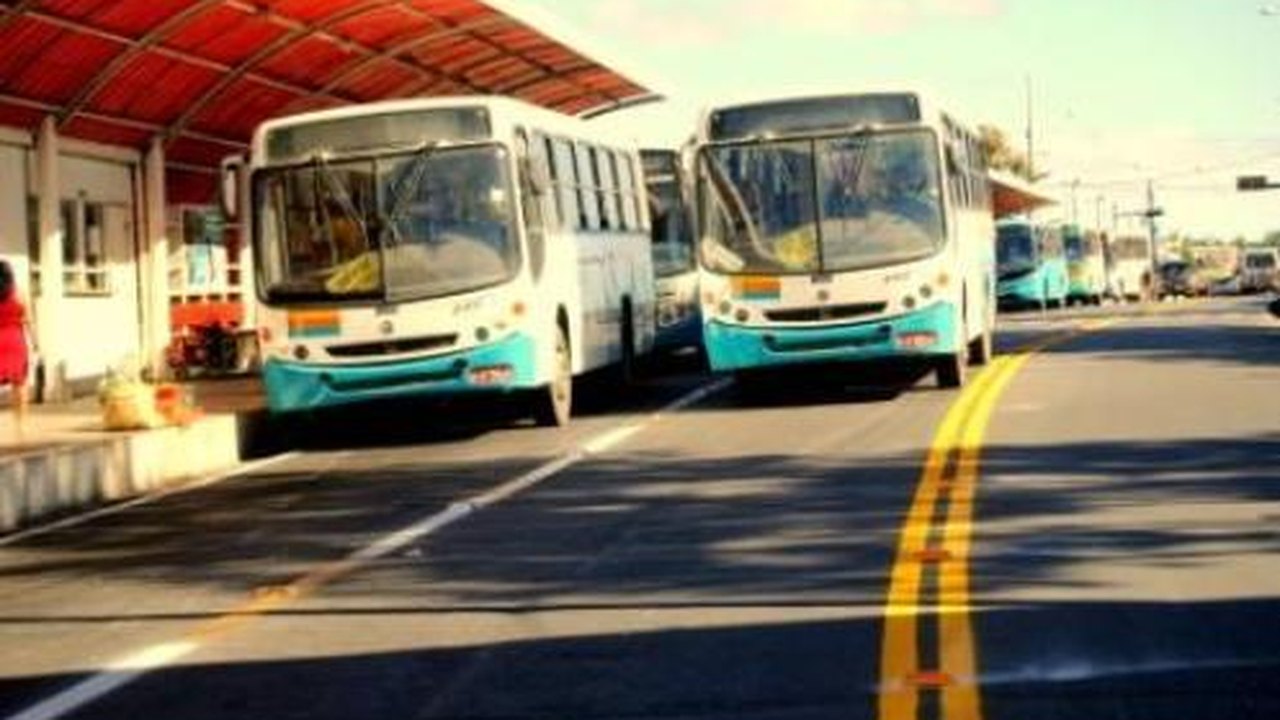 Arapiraca: SMTT recadastra veículos de transporte de passageiros