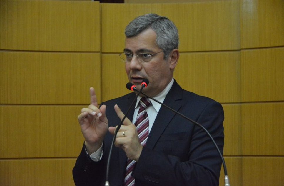 DEPUTADO IRAN BARBOSA / Foto: Foto: Jadilson Simões